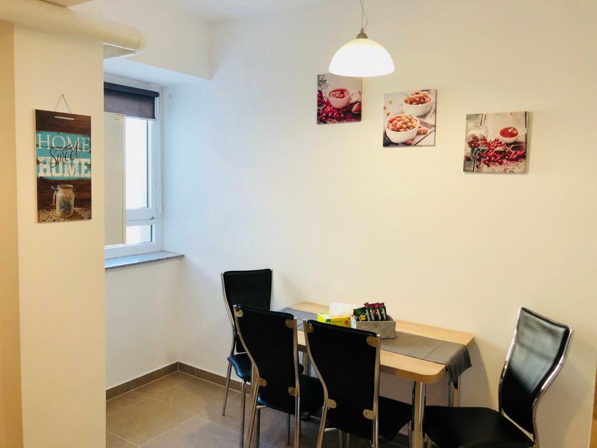 Eme Apartments Μπρασόβ Εξωτερικό φωτογραφία