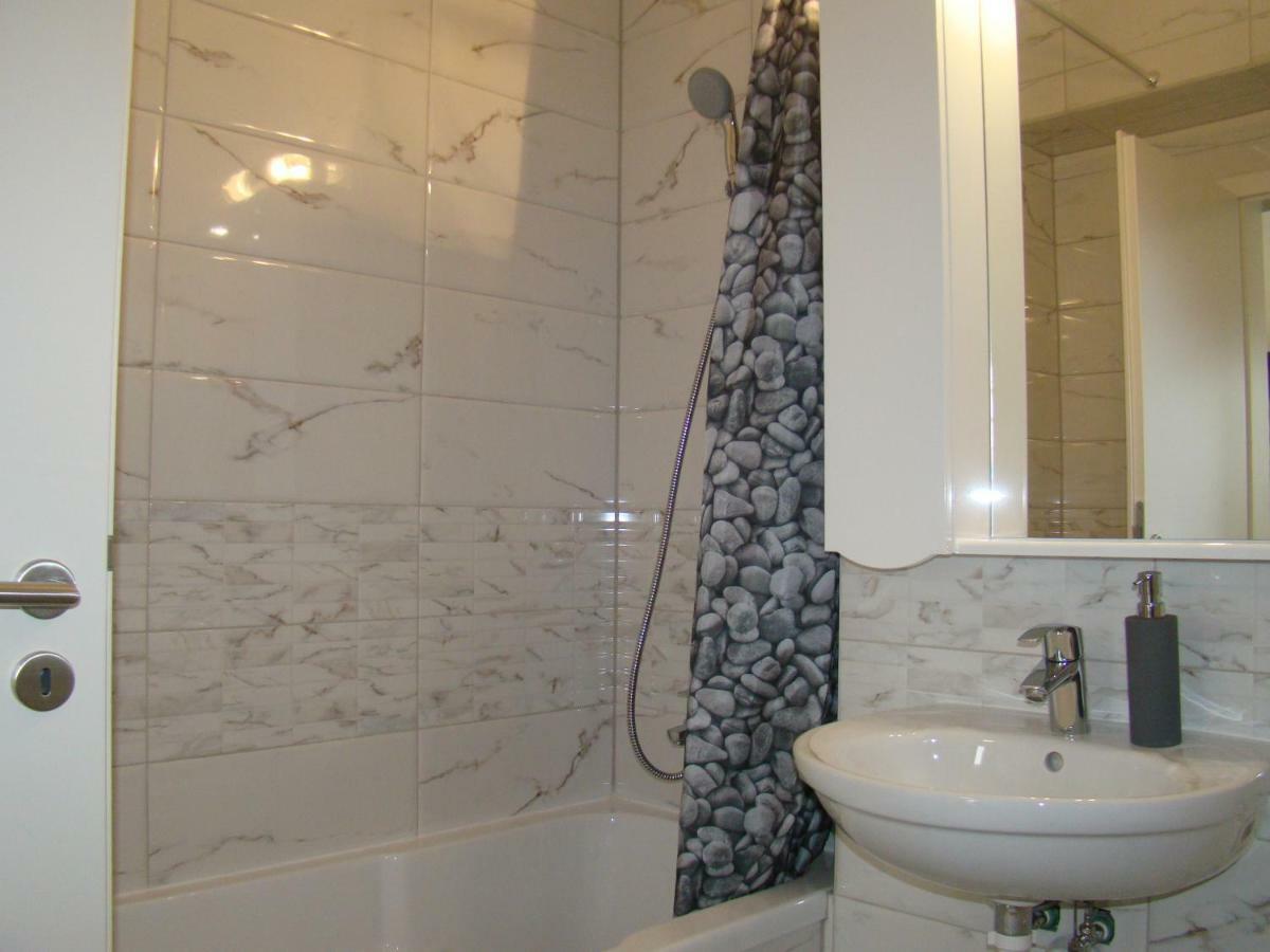 Eme Apartments Μπρασόβ Εξωτερικό φωτογραφία